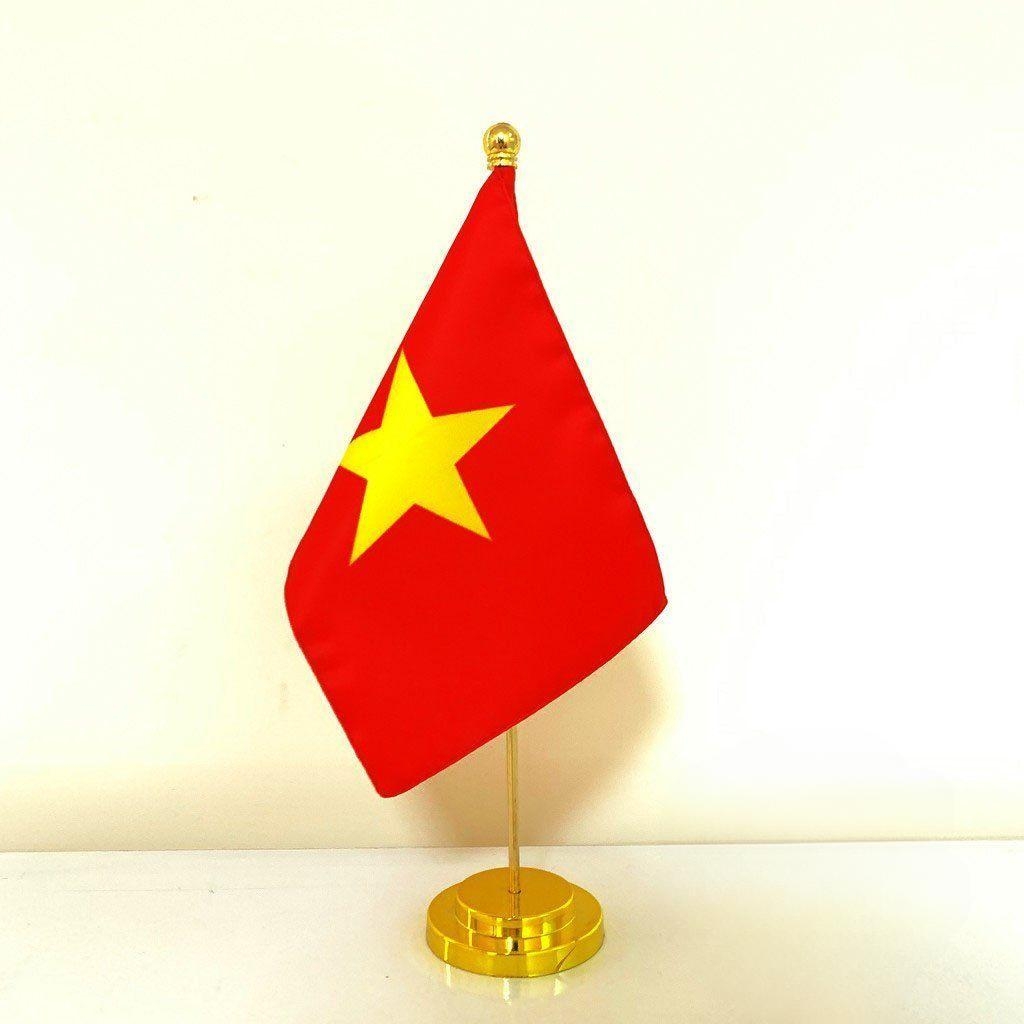 z5263752564533_5c1a59e65ff8a50a0f0b67be524915fa Cờ để bàn việt nam