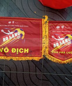 cờ lưu niệm bóng đá