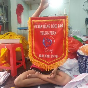 cờ lưu niệm may cờ lưu niệm giá rẻ